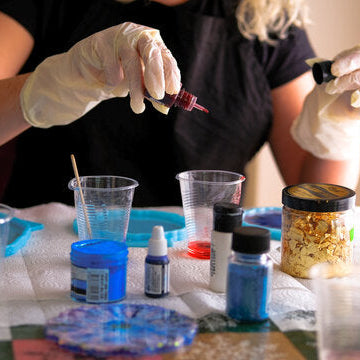 What Is Glaiz Art Resin & Why Artists in the UAE Love It