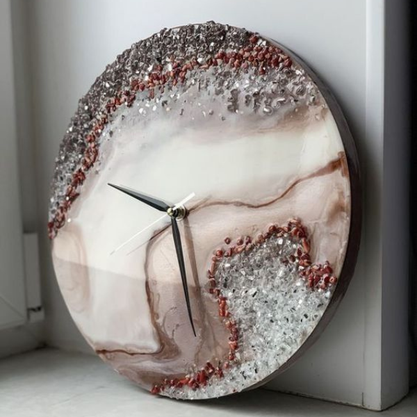 Resin Art Clock Workshop (Abu Dhabi) |  - Resinarthub