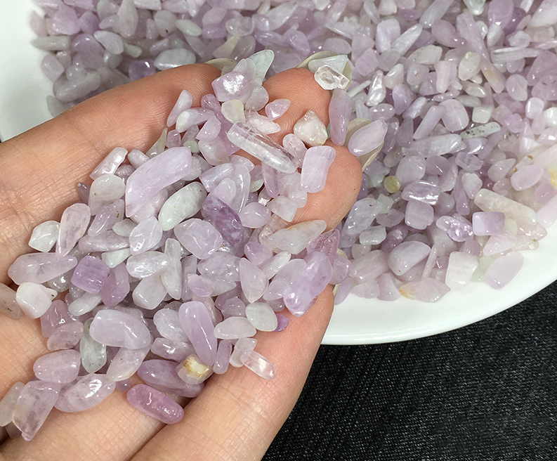 Polished Lilac Chips for Resin Art (2-4mm)