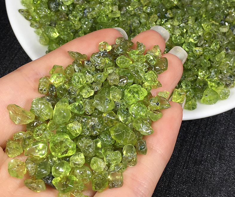 أحجار كريستال أوليفين لفن الراتنج